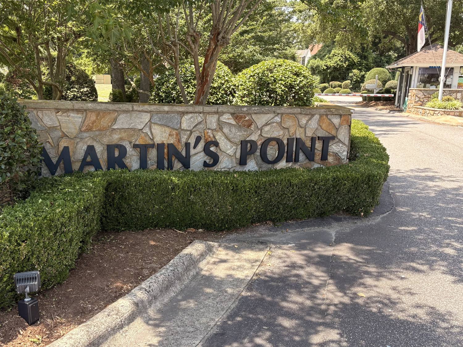 Commercial stone entrance monument